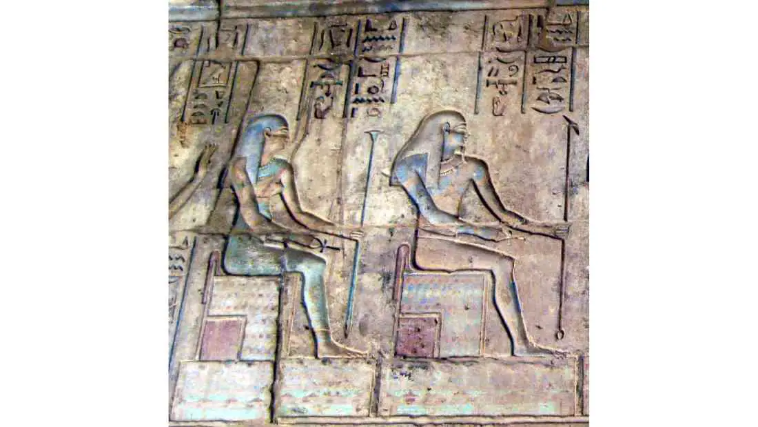 Kek and Keket, the Egyptian God and Goddess of darkness. Deir el Medina. SFEC_2009_POT-0008.JPG: S F-E-Cameronderivative work: JMCC1, CC BY-SA 3.0, via Wikimedia Commons